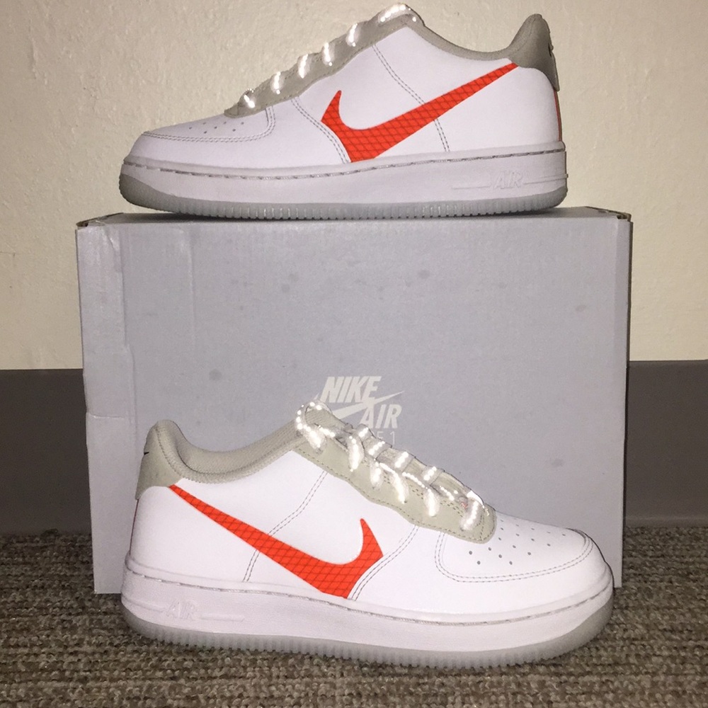NIKE AIR FORCE 1 LV8 3 (GS)